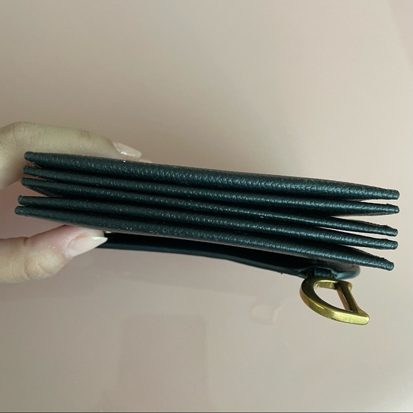 SADDLE FLAP CARD HOLDER - Picture 8 of 8